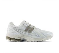 New Balance Unisex 1906R in White/Brown Synthetic, size 6