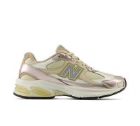 New Balance Unisex 2010 in Beige Suede/Mesh, size 7.5