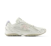 New Balance Unisex 204L in White/Pink Synthetic, size 6