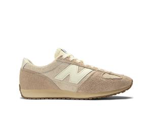 New Balance Unisex 471 in Beige/Brown Suede/Mesh, size 9