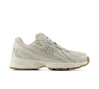 New Balance Unisex 740 in Grey/White Synthetic, size 6.5