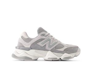 New Balance Unisex 9060 in Grey Suede/Mesh, size 4.5