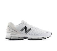 New Balance Unisex Abzorb 1890 in White/Grey/Black Synthetic, size 6