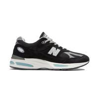 New Balance Unisex Made in UK 991v2 in Black/Grey Suede/Mesh, size 6