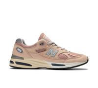 New Balance Unisex Made in UK 991v2 in Pink/Grey Suede/Mesh, size 6