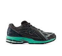 New Balance Unisex U1906R in Black/Green Synthetic, size 6.5