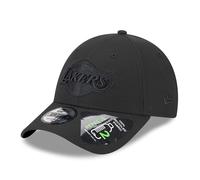 New Era 9FORTY L.A. Lakers Baseball Cap - NBA Repreve Outline - Black On Black