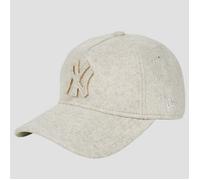 New-Era Cap FEMALE MELTON LUXE 9TWENTY® AF NEW YORK YANKEES STN in Beige One size