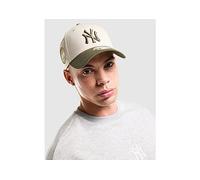 New Era Adult's 9Forty Side Patch MLB New York Yankees Baseball Cap Hat Light Beige