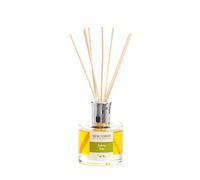 New Forest Aromatics Festive Spice Reed Diffuser 100ml - Capture the scent of Christmas. Beautifully scented with Cinnamon, orange & cardamom -