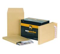 New Guardian Envelopes Heavyweight Peel and Seal Gusset 25mm 130gsm Manilla C4 (Pack 100)