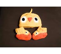 New Hand Knitted. Cute Easter Baby Chick Baby Hat and Matching Booties. 0-6m/6-12m.