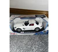 New MAISTO 1:18 Mercedes Benz SLS AMG White Diecast Model Car Collectors