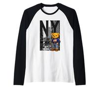 New York Teddy Bear Street Art Design - NY City Urban Bear Raglan Baseball Tee