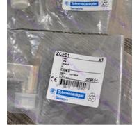 NEW ZCE01 1PCS Brand New Schneider ZCE01 Fast Shipping ZCE01