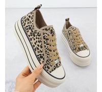 NEWS sneakers on the platform W 9157 EVE512