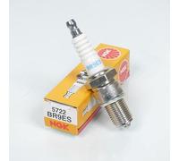 NGK spark plug for Scooter Piaggio 50 Vespa LX 2T 2005 Ã 2013 BR9ES New