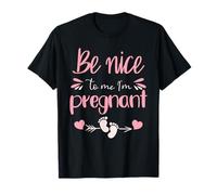 Nice Pregnancy Announcement Mom to Be Baby Feet Art T-Shirt