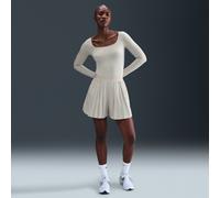 Nike 24.7 PerfectStretch Women's Dri-FIT High-Waisted Loose Pleated Shorts - Brown - Polyester/Elastane XL (UK 20-22)