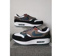 NIKE AIR MAX 1 PRM SIZE UK 7 EUR 41 (FJ0698 100)