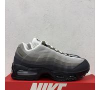 Nike Air Max 95 OG Big Bubble Medium Olive Black Size UK 8 EU 42.5 HJ5996-003