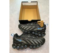 NIKE AIR MAX DN8 Black/University Blue - Size UK8.5 - IH4464 001
