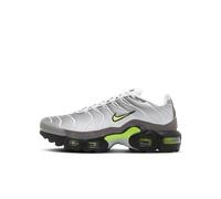 Nike Air Max Plus Older Kids' Shoes - White 3