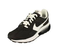 NIKE Women's Air Max Pre Day Sneaker, Black White, 4.5 UK