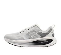 Running shoes Nike Vomero 18 42
