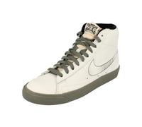 Nike Sportswear Blazer Mid 77 EMB White