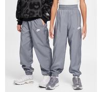Nike Sportswear Club HF8141 Woven Jogger (Older Kids)