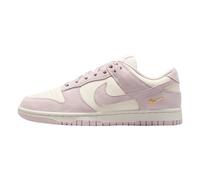 Nike Dunk Low SE Sneaker
