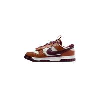 Nike Dunk Low Trainers