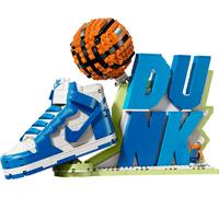 Nike Dunk x LEGO Set