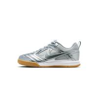 Nike Gato LV8 Older Kids' Shoes - Grey 5
