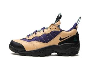 Nike Men's ACG Air Mada Sneaker, Tan/Black/Night Blue, 3.5 UK