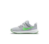 NIKE Revolution 6 NN (GS), Gymnastics Shoe, lt Smoke Grey/Green Strike-dk Smoke Grey-Chrome,