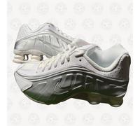 Nike Shox R4 Trainers UK 4.5 Euro 38 US 7 Women’s Sneakers Trainer New Sneaker