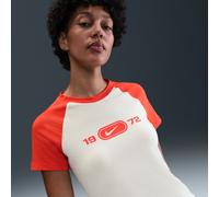 Nike Sportswear Chill Knit Women's Slim Graphic T-Shirt - White - Modal/Cotton/Elastane M (UK 12-14)