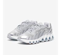 Nike Air Max Dn8 Women's Shoes - Grey 7