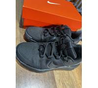 NIKE STAR RUNNER 4 NN (PS) UK SIZE: 13.5