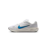 Nike Stellar Ride Older Kids' Running Shoes - White 5