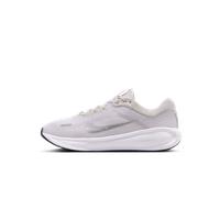 Nike Stellar Ride Older Kids' Running Shoes - White 6 (EU 40)