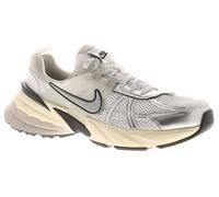 Nike V2K Run Womens Running Trainers Assorted, Silver/grey, 4