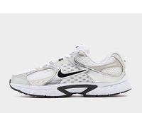 Nike V5 RNR Junior - White 6 (25cm)