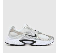 Nike V5 RNR Trainers in White & Black UK 8 (EU 42½)