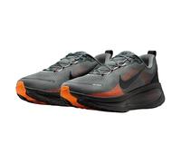 NIKE Vomero 18 Running Shoes Men