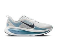 Nike - Vomero 18 Running Shoes - Running shoes size 11, grey/white