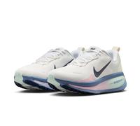 Nike Vomero 18 Neutral running shoe Women - white, dark blue, Size 4,5