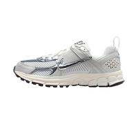 Nike Vomero 5 Big Kids' Shoes (Photon Dust/Gridiron/Sail/Chrome) Size 5.5